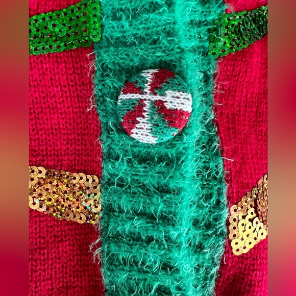 Blizzard Bay Festive Red and Green Women's Christmas Cat Sweater, Large, EUC - Picture 5 of 10
